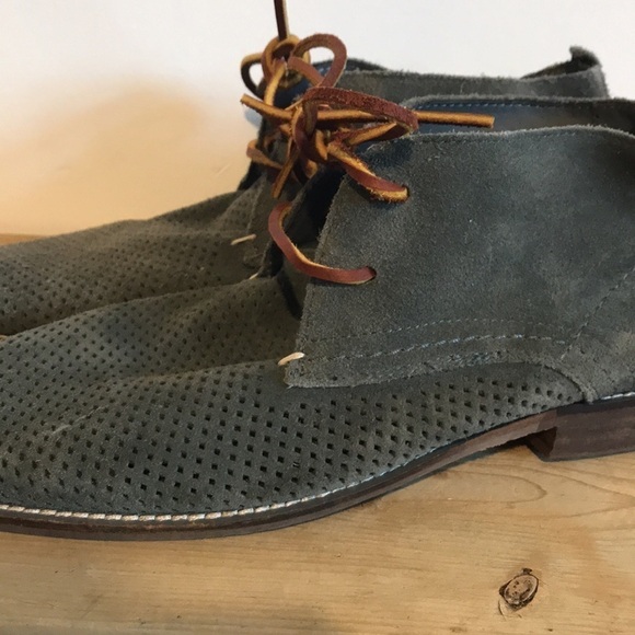 GUESS Men's Hubert Grey suede Boot dressy shoes 9 M - Picture 3 of 10